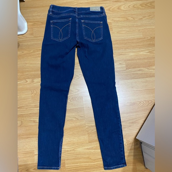 Calvin Klein jeans size 28 - Picture 4 of 7